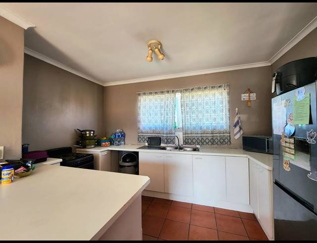 1 BEDROOM APARTMENT FOR SALE IN TOWNSEND ESTATE